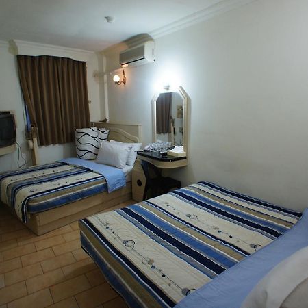 Yi Yuan Hotel Тайбэй Экстерьер фото